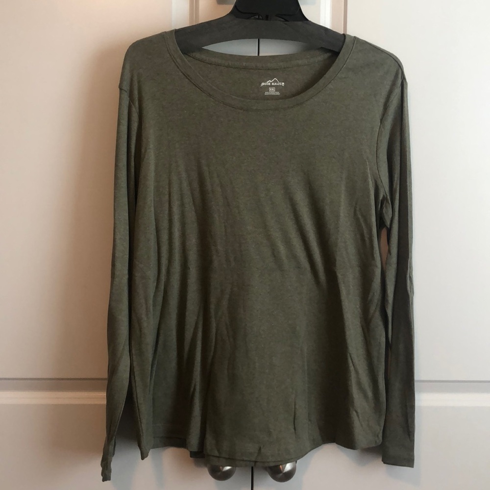 Eddie Bauer long sleeve T-shirt